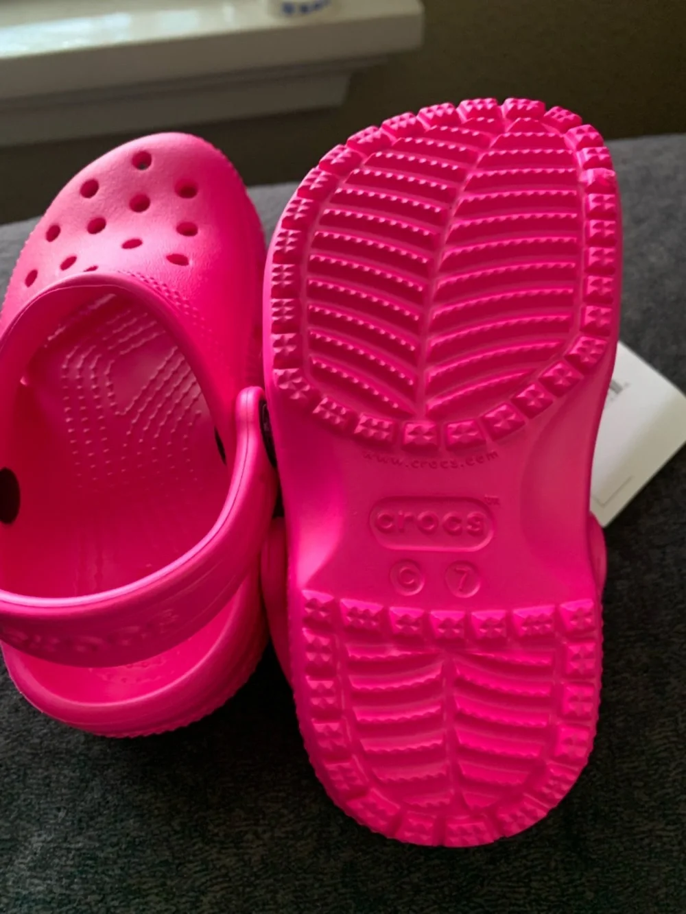 NWT CROCS Kids Classic Clog in Bright Hot Pink